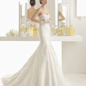 Rosa Clara Obice brudklänning